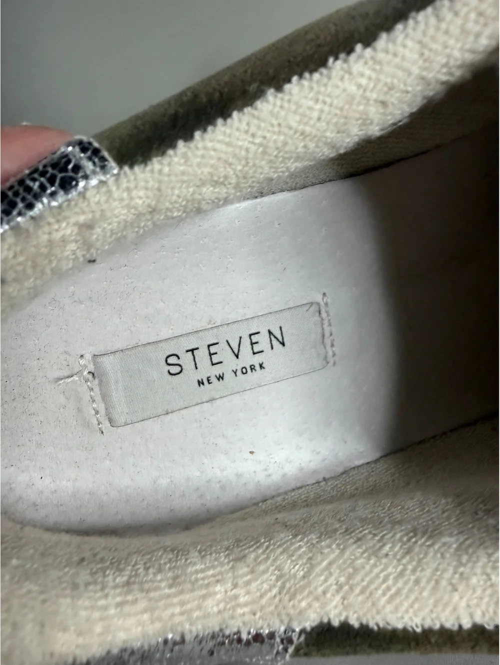 Steven New York Rubie Olive Green and Silver Leather Sneakers Size 8M